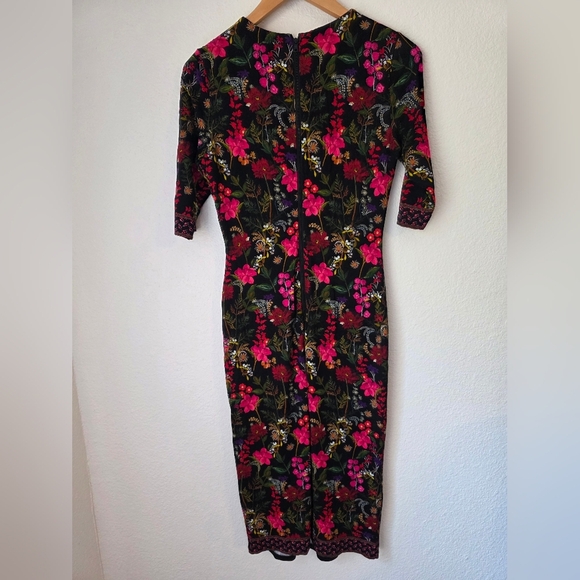 Alice and Olivia "Delora" fitted dress, Colorful floral pattern, Size 8 - Picture 5 of 12